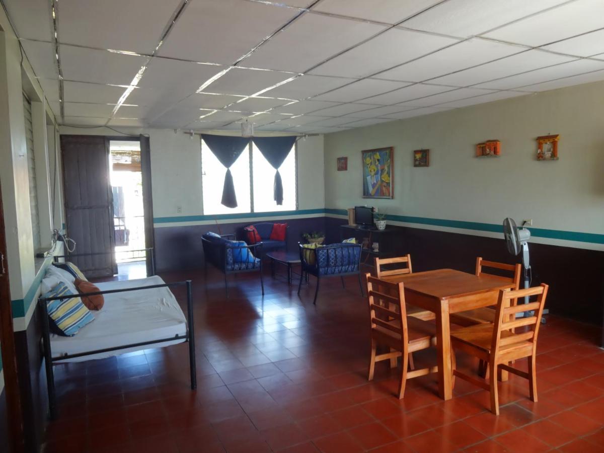 מלון לאון Harvest House Nicaragua מראה חיצוני תמונה