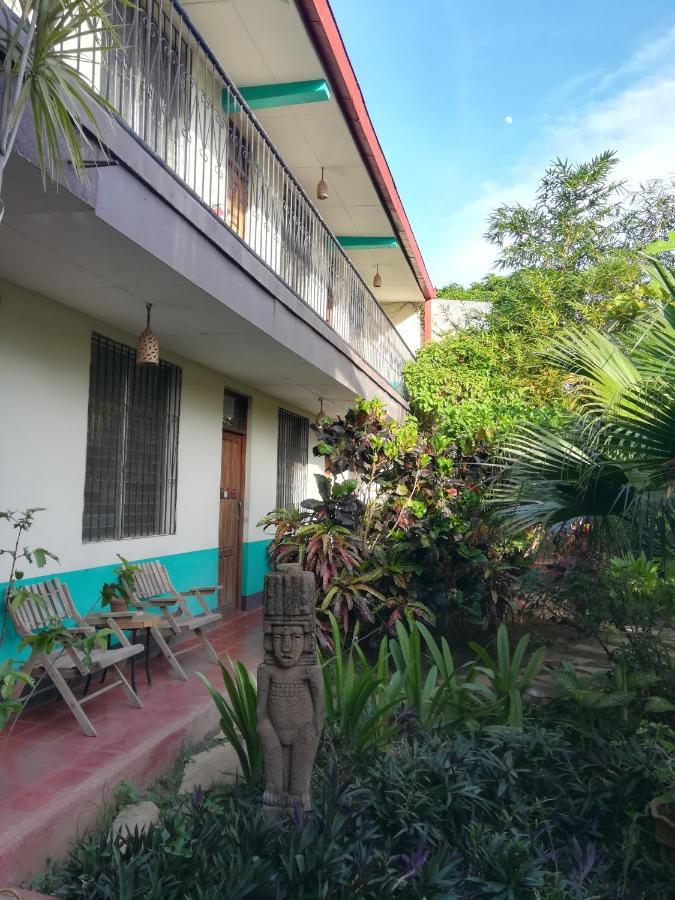 מלון לאון Harvest House Nicaragua מראה חיצוני תמונה